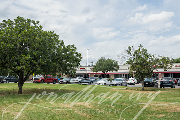 JonathanIvy-Town&Country-10350BanderaRd-62