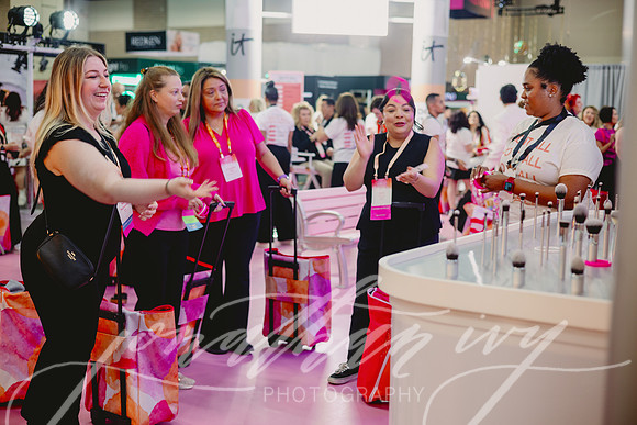 JonathanIvy-Ulta-FLC-2025-IT-Cosmetics-35