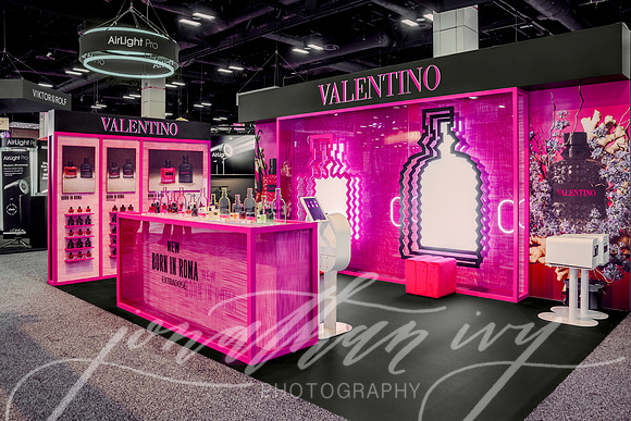 JonathanIvy-Ulta-FLC-2025-Valentino-15