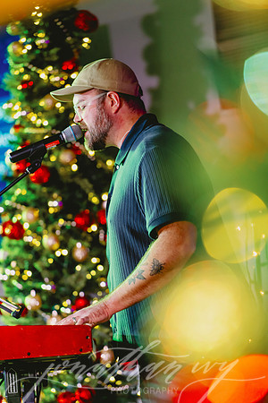 JonathanIvy-ThePark-JingleJam-24-40