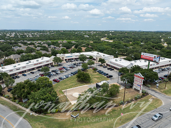 JonathanIvy-Town&Country-10350BanderaRd-05