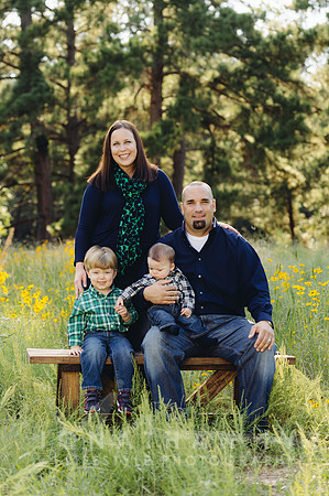 JIP-Badnek-Family-01