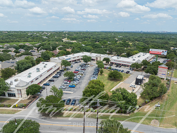 JonathanIvy-Town&Country-10350BanderaRd-07