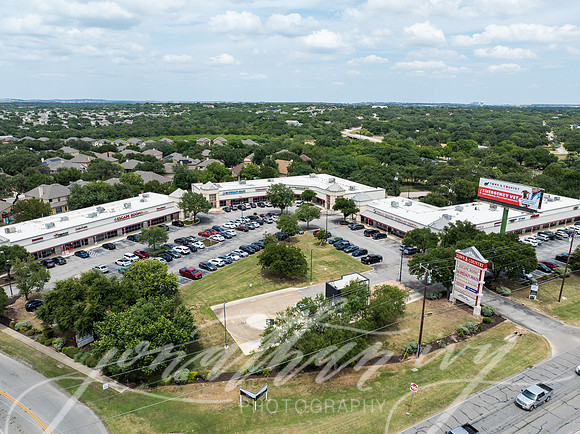 JonathanIvy-Town&Country-10350BanderaRd-05