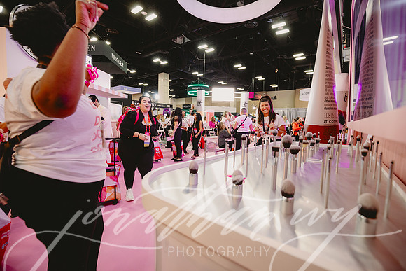 JonathanIvy-Ulta-FLC-2025-IT-Cosmetics-43